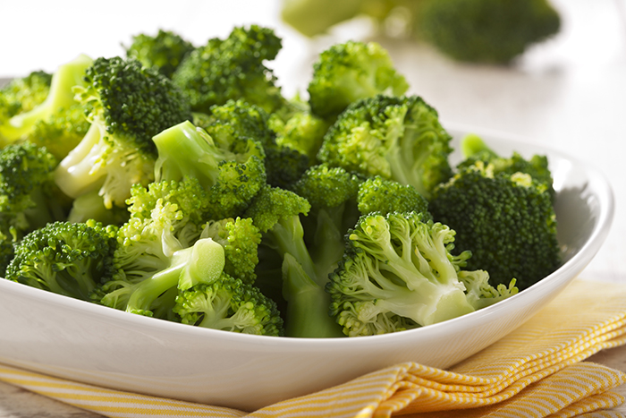 assiette de brocoli